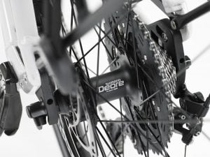 detail_performance_derailleur-middenmotor-min.jpg