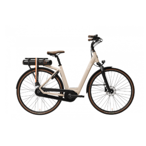 2020_cut-out_premium_mn7d_female_maple-sand-1140×784-min.png